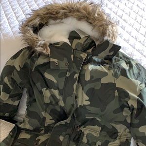 Hollister camouflage anorak coat